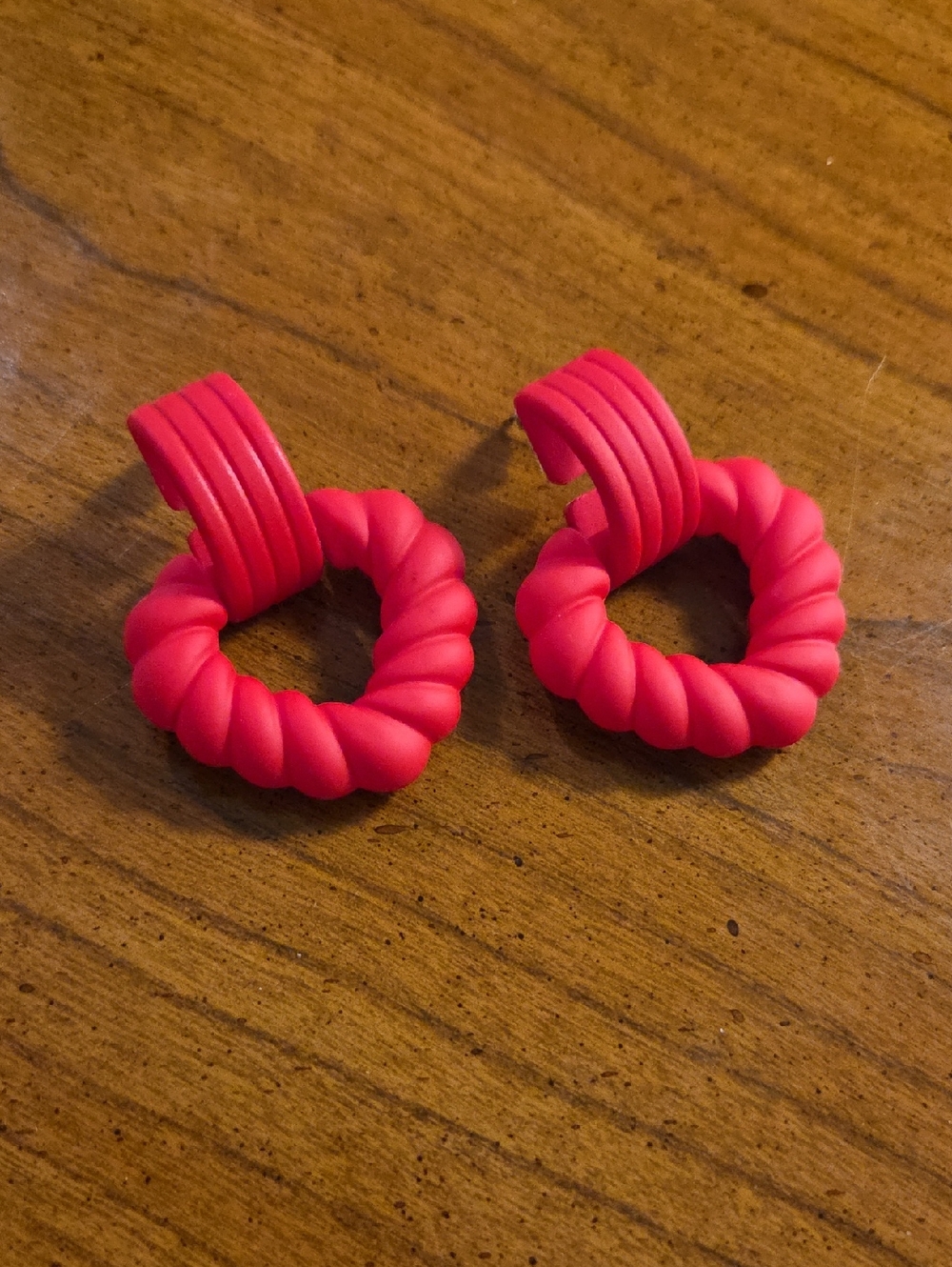 Red Heart Dangle Earrings